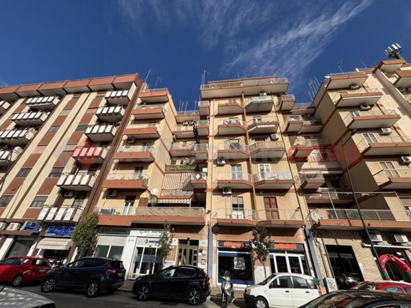 appartamento in vendita a Taranto in zona Tre Carrare-Battisti
