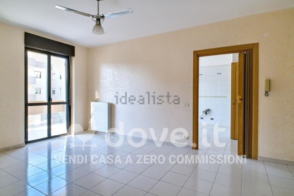 appartamento in vendita a Taranto in zona Carelli