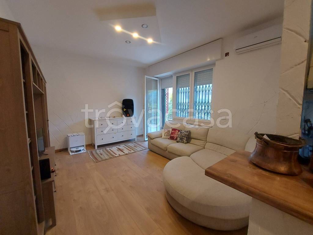 appartamento in vendita a Taranto in zona Tre Carrare-Battisti