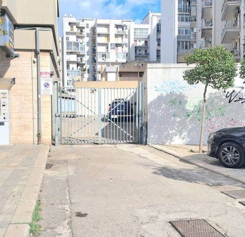 appartamento in vendita a Taranto in zona Tre Carrare-Battisti