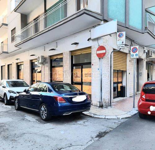 negozio in vendita a Taranto in zona Borgo
