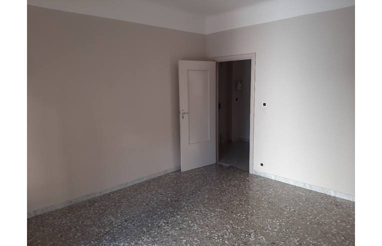 appartamento in vendita a Taranto in zona Italia-Montegranaro