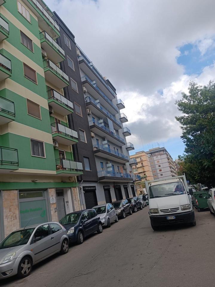 appartamento in vendita a Taranto in zona Solito-Corvisea