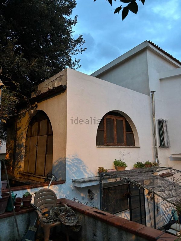 casa indipendente in vendita a Taranto in zona Talsano