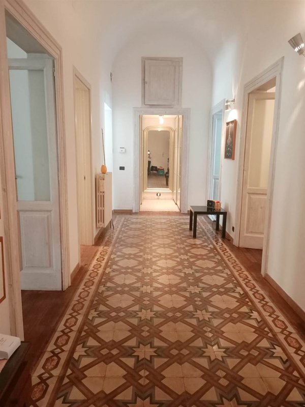 appartamento in vendita a Taranto in zona Borgo