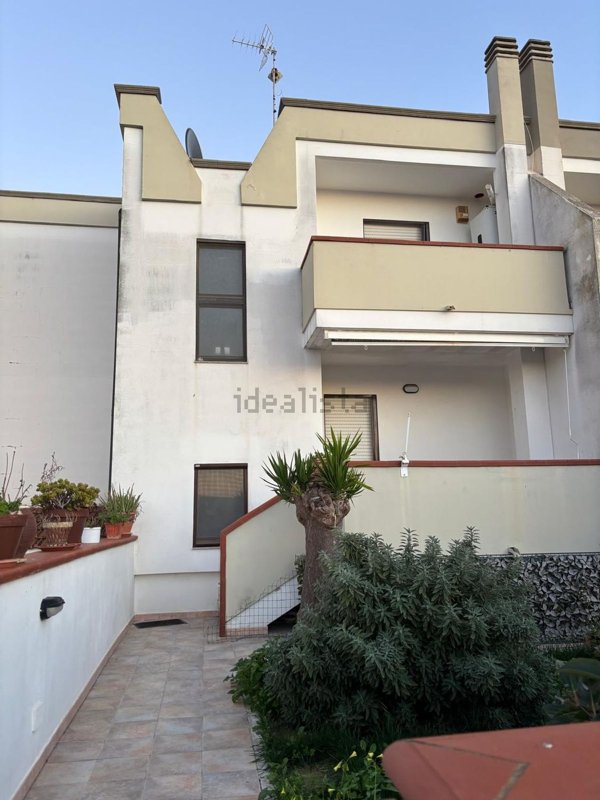 casa indipendente in vendita a Taranto in zona Talsano