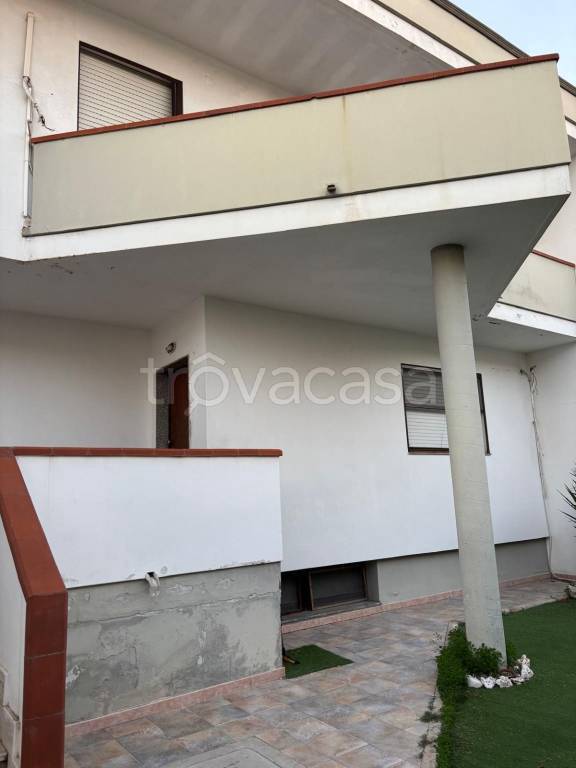 casa indipendente in vendita a Taranto in zona Talsano