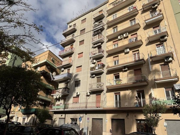 appartamento in vendita a Taranto in zona Tre Carrare-Battisti