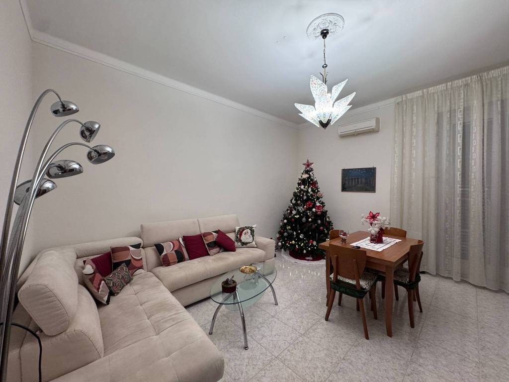 appartamento in vendita a Taranto in zona Tamburi-Croce