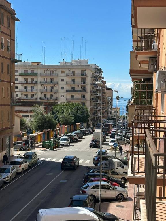 appartamento in vendita a Taranto in zona Italia-Montegranaro