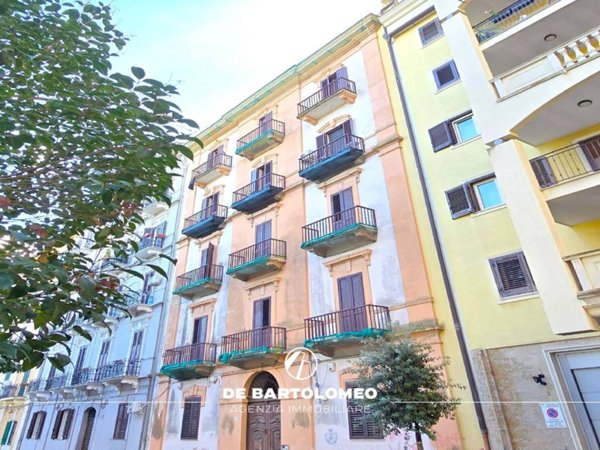 appartamento in vendita a Taranto in zona Borgo
