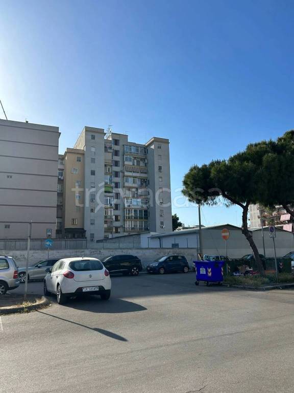 appartamento in vendita a Taranto in zona Tre Carrare-Battisti