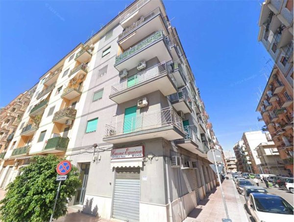 appartamento in vendita a Taranto in zona Italia-Montegranaro