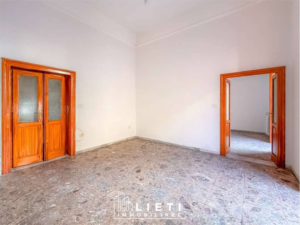 appartamento in vendita a Taranto in zona Borgo