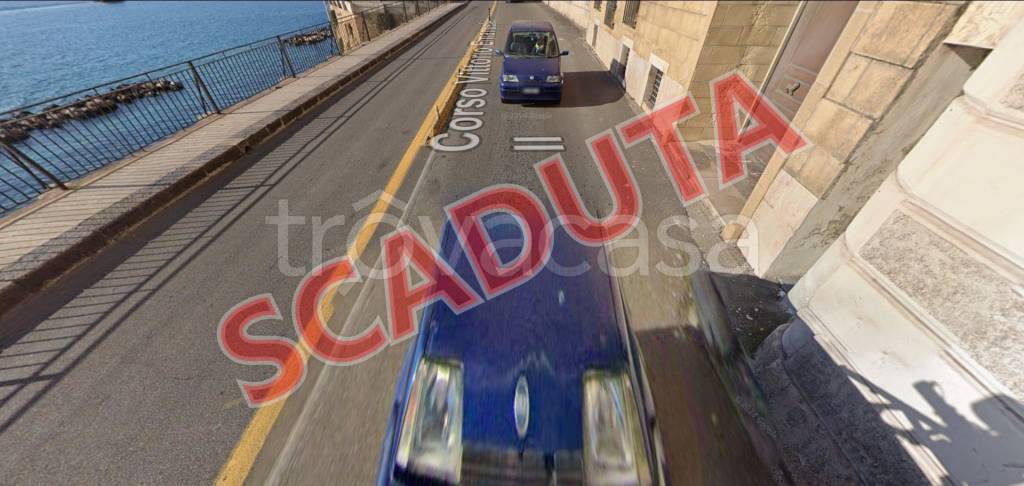 ufficio in vendita a Taranto in zona Borgo Antico