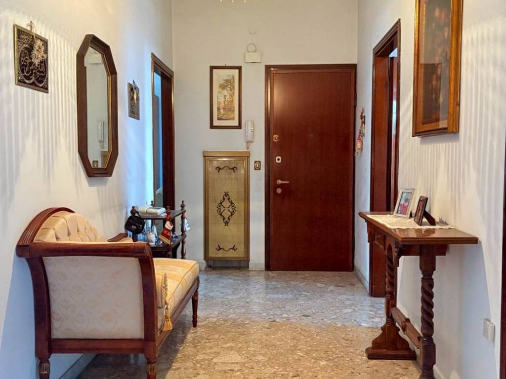 appartamento in vendita a Taranto in zona Italia-Montegranaro