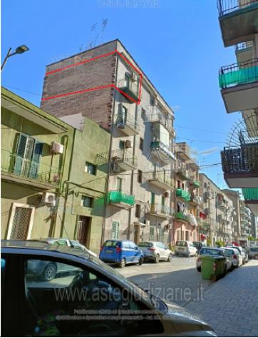 appartamento in vendita a Taranto in zona Tamburi-Croce