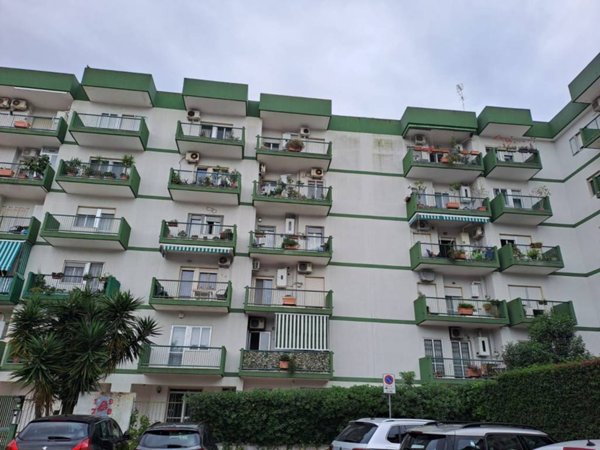 appartamento in vendita a Taranto in zona Tre Carrare-Battisti
