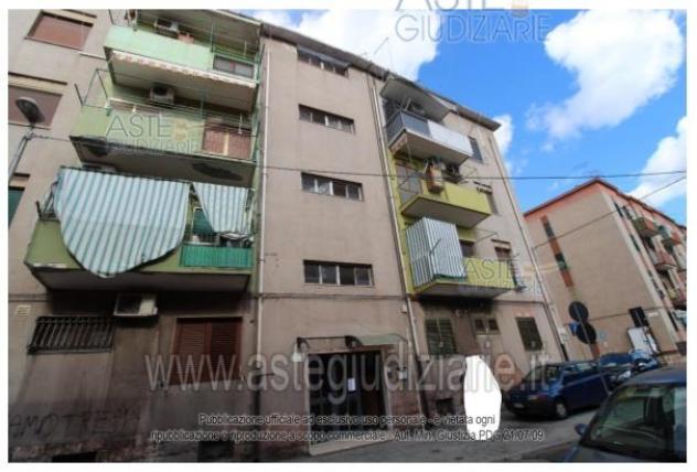 appartamento in vendita a Taranto in zona Tamburi-Croce