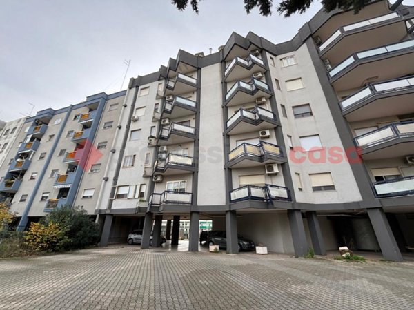 appartamento in vendita a Taranto in zona Tre Carrare-Battisti