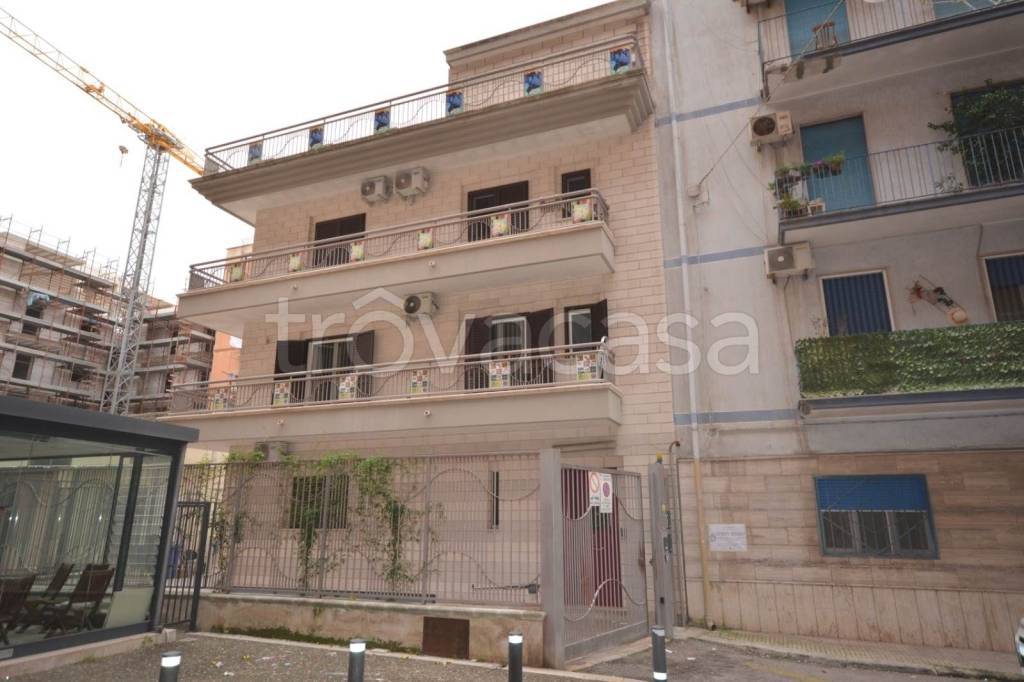 appartamento in vendita a Taranto in zona Tre Carrare-Battisti
