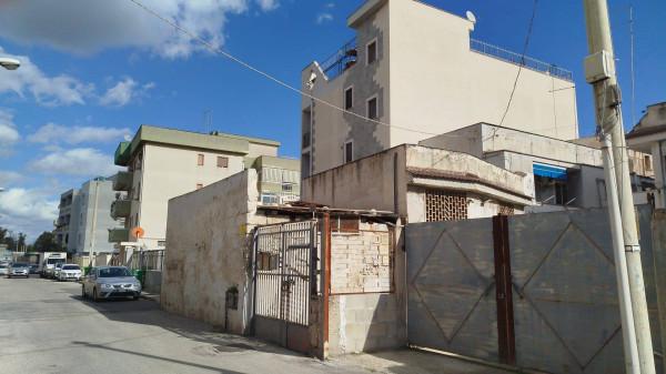 casa indipendente in vendita a Taranto in zona Solito-Corvisea