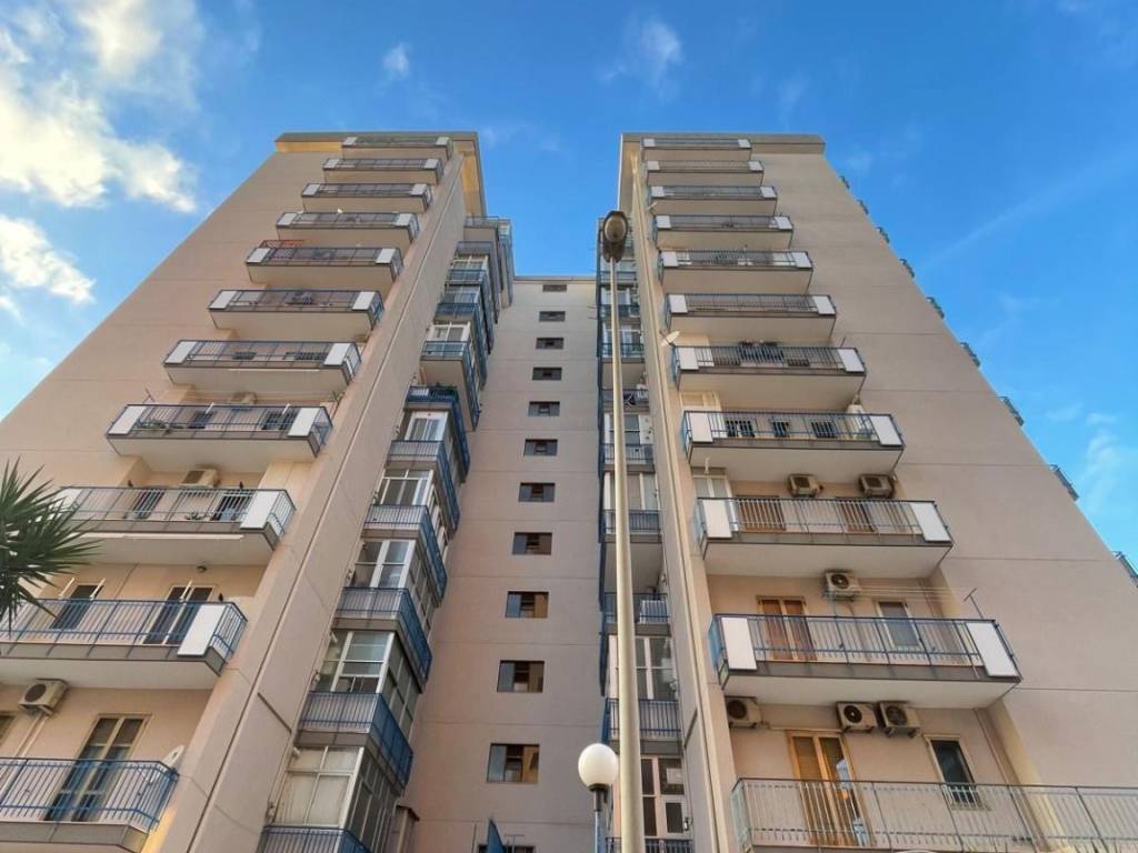 appartamento in vendita a Taranto in zona Italia-Montegranaro