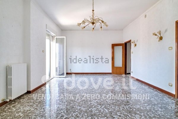 appartamento in vendita a Taranto in zona Tre Carrare-Battisti