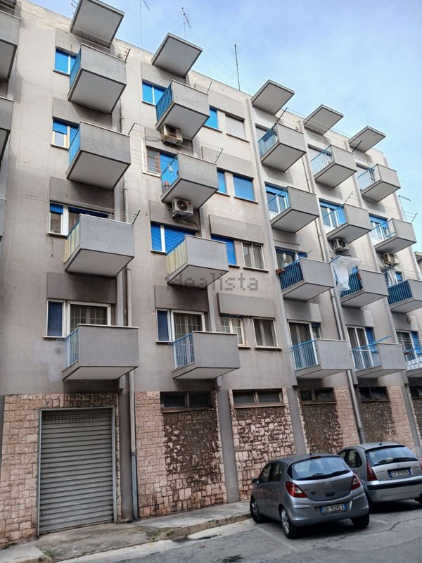 appartamento in vendita a Taranto in zona Tamburi-Croce