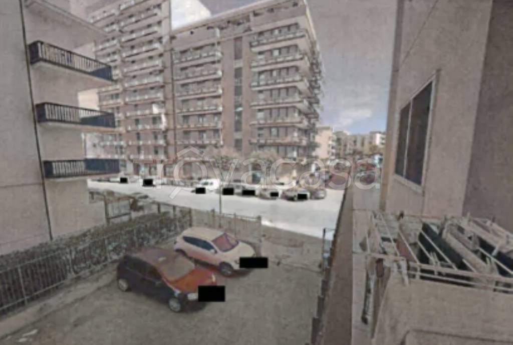 appartamento in vendita a Taranto in zona Italia-Montegranaro