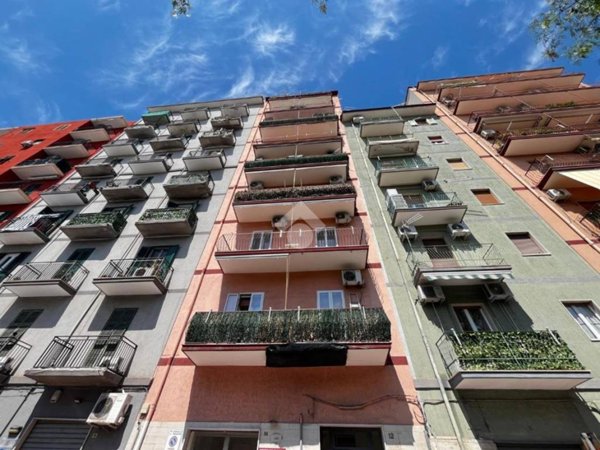appartamento in vendita a Taranto in zona Tre Carrare-Battisti