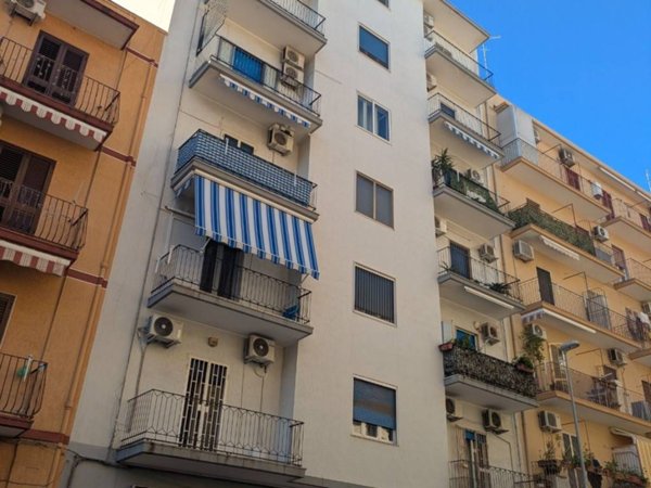 appartamento in vendita a Taranto in zona Tre Carrare-Battisti