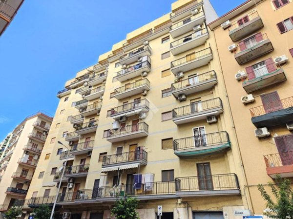 appartamento in vendita a Taranto in zona Tre Carrare-Battisti