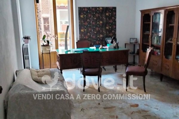 appartamento in vendita a Taranto in zona Tre Carrare-Battisti