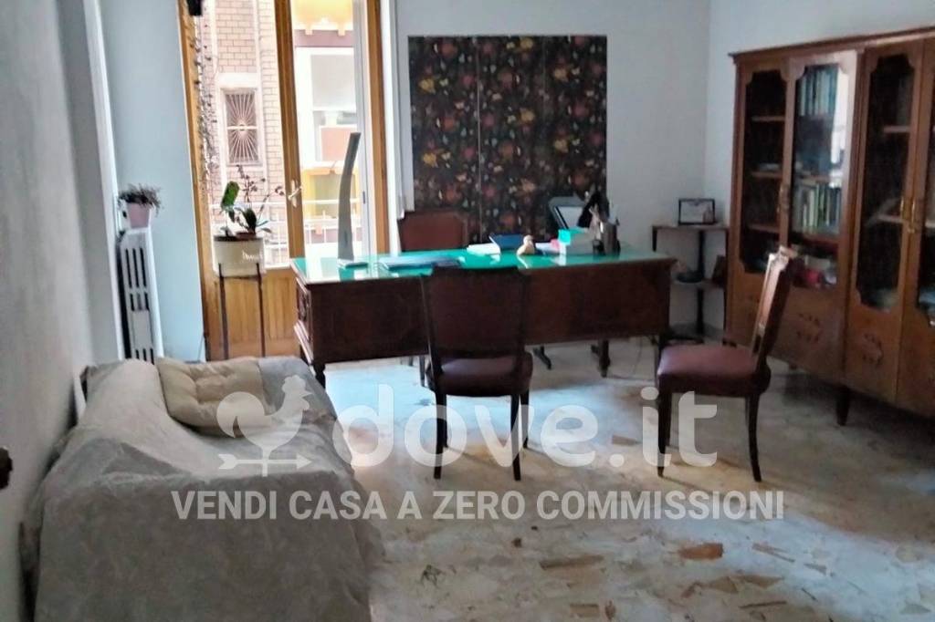 appartamento in vendita a Taranto in zona Tre Carrare-Battisti
