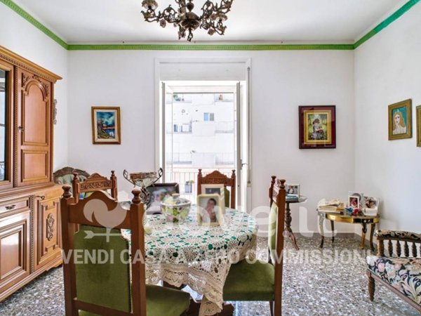 appartamento in vendita a Taranto in zona Tre Carrare-Battisti