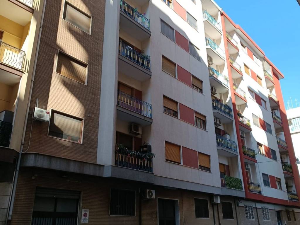 appartamento in vendita a Taranto in zona Italia-Montegranaro