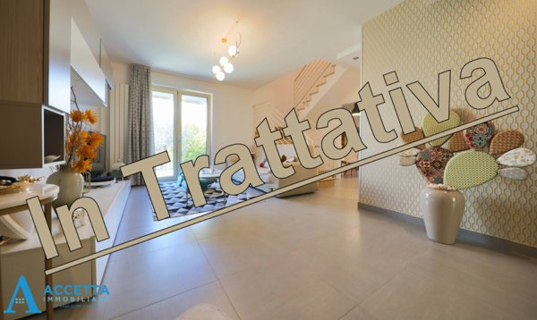 casa indipendente in vendita a Taranto in zona Lama