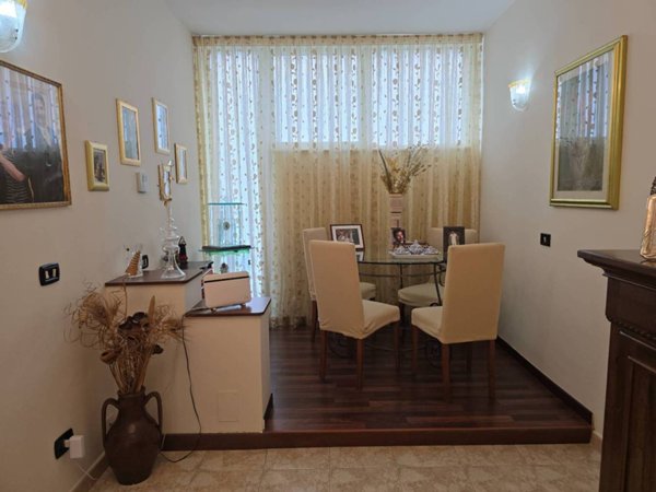 casa indipendente in vendita a Taranto in zona Talsano