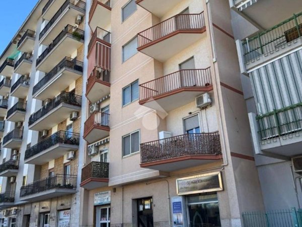appartamento in vendita a Taranto in zona Italia-Montegranaro