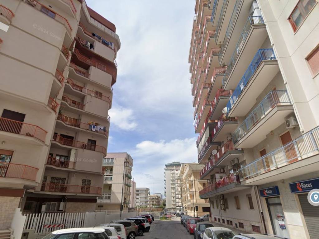 appartamento in vendita a Taranto in zona Italia-Montegranaro