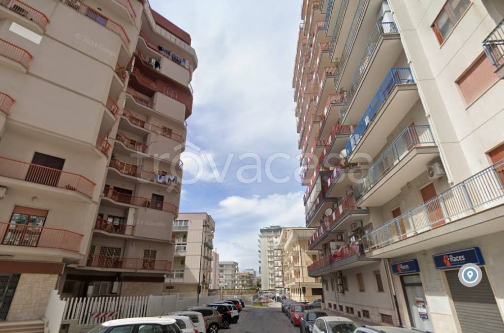 appartamento in vendita a Taranto in zona Italia-Montegranaro