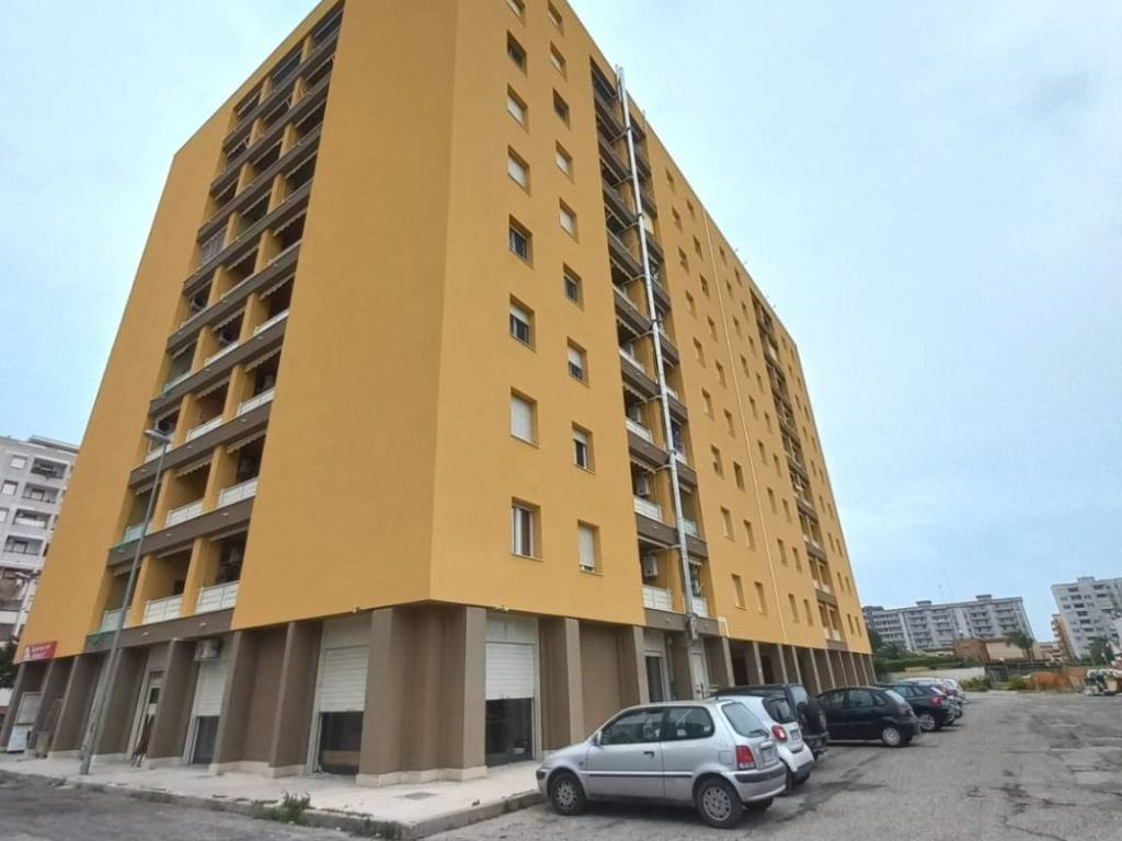 appartamento in vendita a Taranto in zona Lama