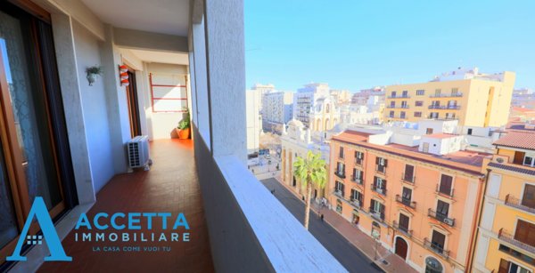 appartamento in vendita a Taranto in zona Borgo