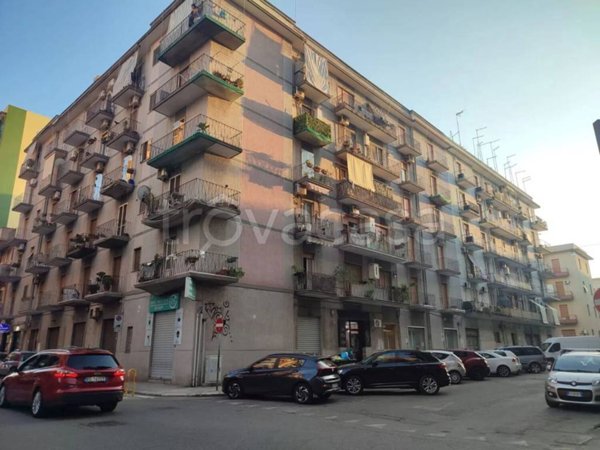 appartamento in vendita a Taranto in zona Tre Carrare-Battisti