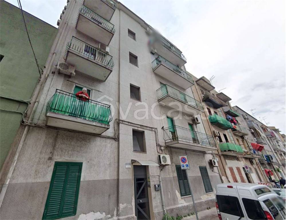 appartamento in vendita a Taranto in zona Tamburi-Croce