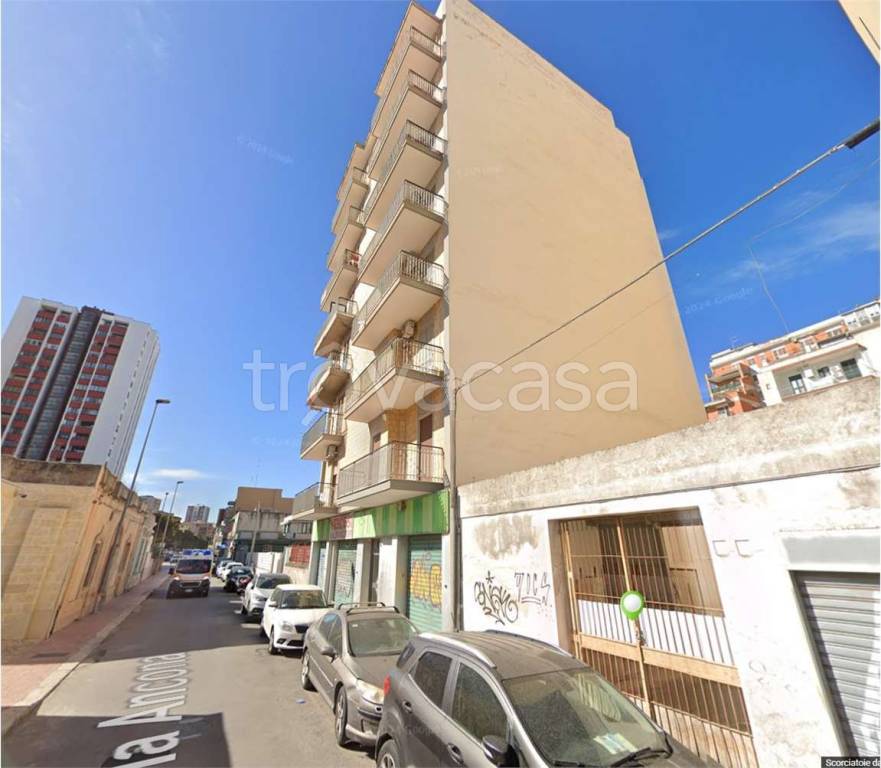 appartamento in vendita a Taranto in zona Solito-Corvisea