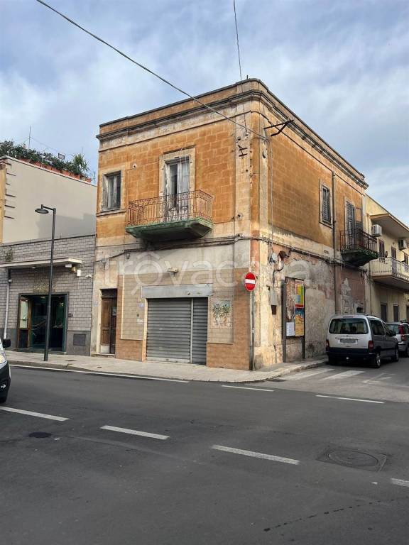 appartamento in vendita a Taranto in zona Talsano