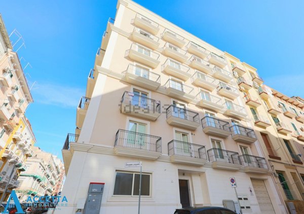 appartamento in vendita a Taranto in zona Borgo
