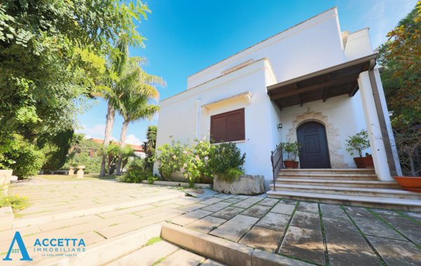 casa indipendente in vendita a Taranto in zona Lama